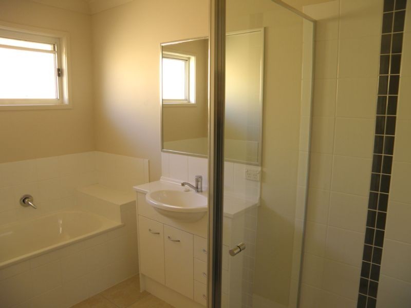 8 Panorama Drive, Biloela QLD 4715