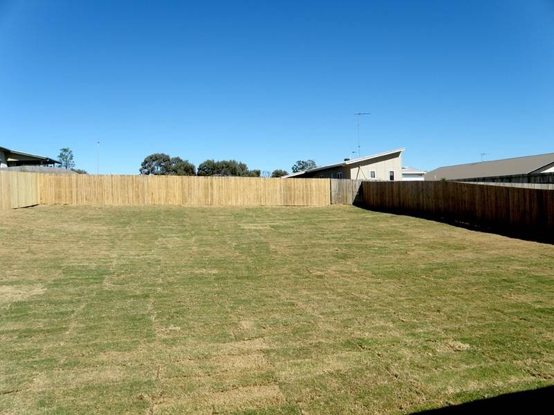 8 Panorama Drive, Biloela QLD 4715