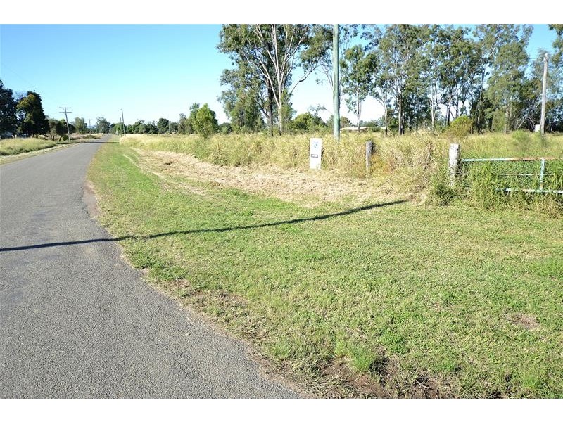 11 Saras Lane, Biloela QLD 4715