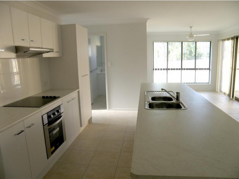 33 Panorama Drive, Biloela QLD 4715