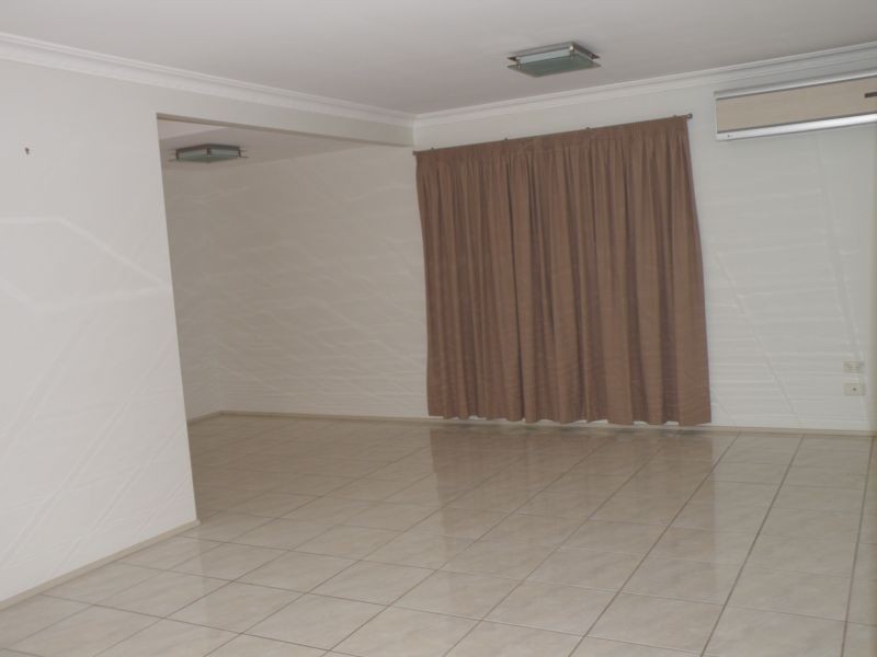 2/2 Bauerle Court, Biloela QLD 4715