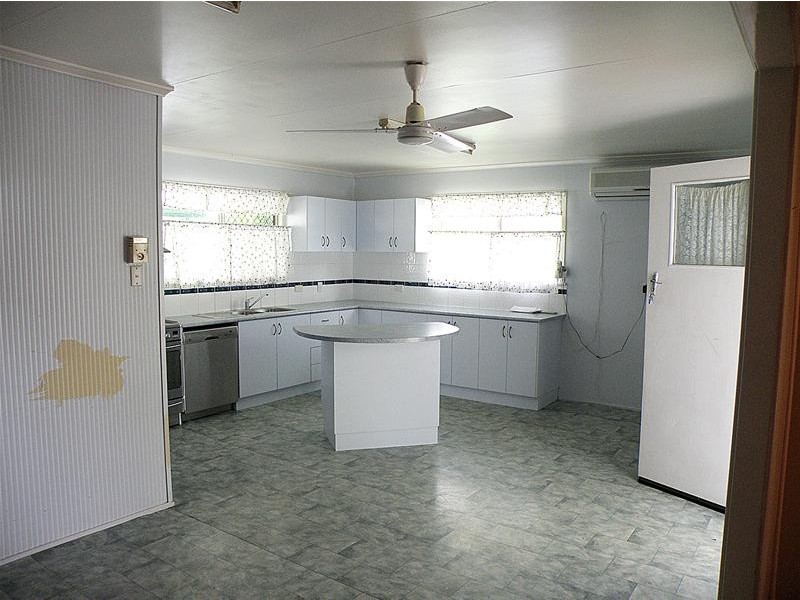 1 Sellheim Street, Biloela QLD 4715