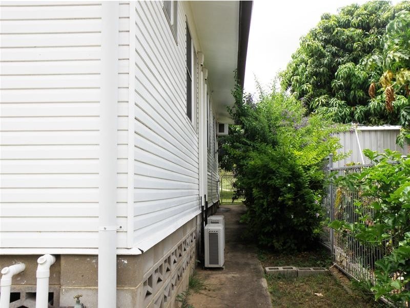 1 Sellheim Street, Biloela QLD 4715