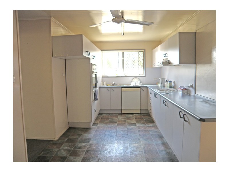 24 Castle Street, Biloela QLD 4715