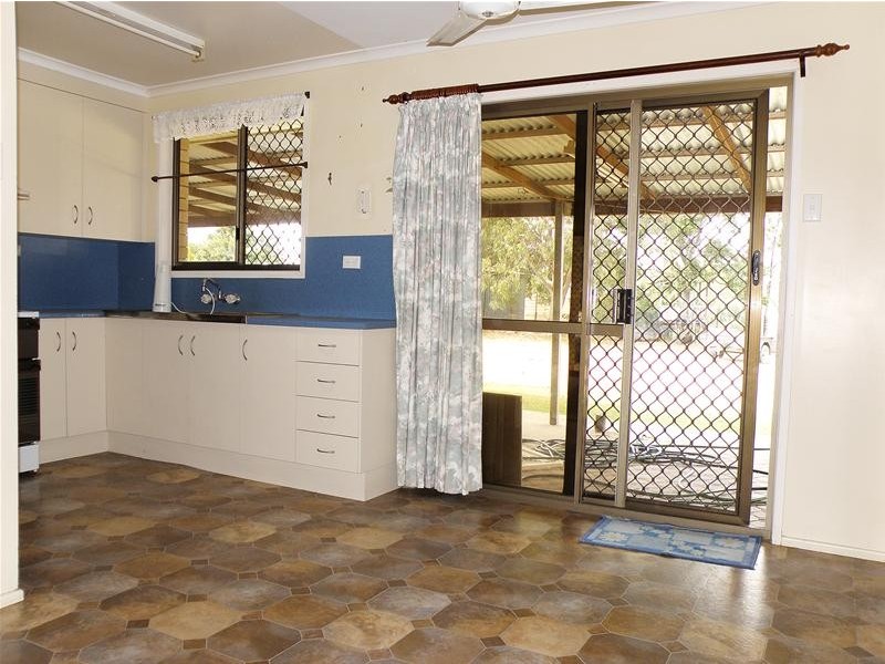 12 Bundalba Street, Biloela QLD 4715