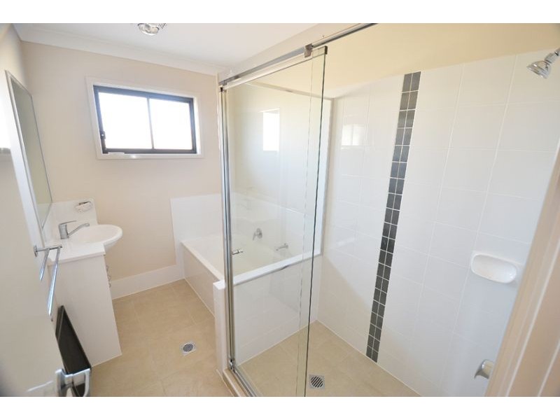 20 Valley View Drive, Biloela QLD 4715