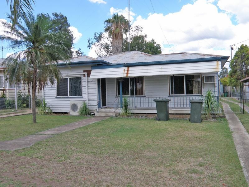 34 Bell Street, Biloela QLD 4715