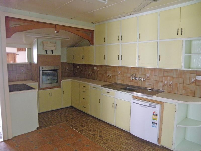 34 Bell Street, Biloela QLD 4715