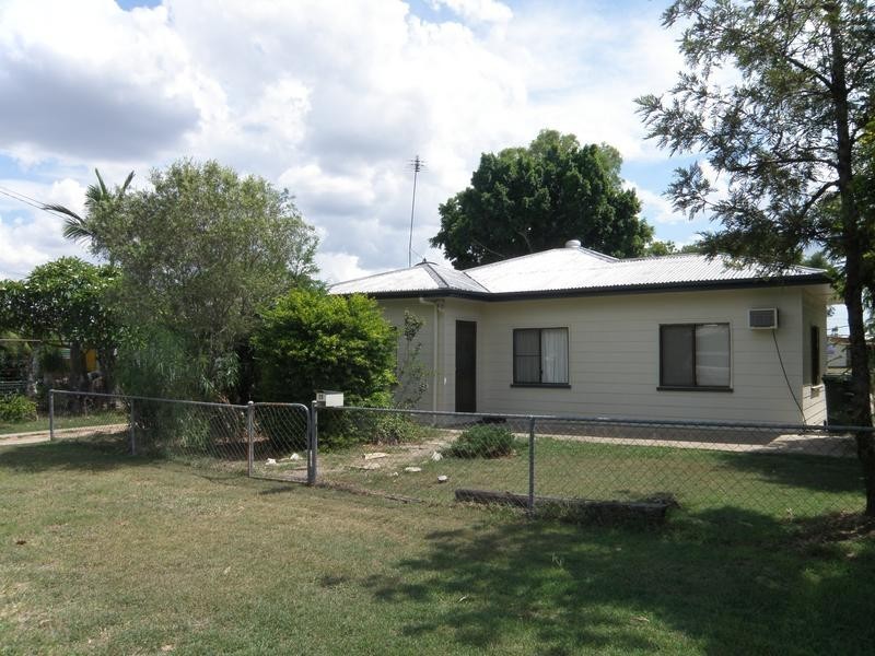 13 Bell Street, Biloela QLD 4715