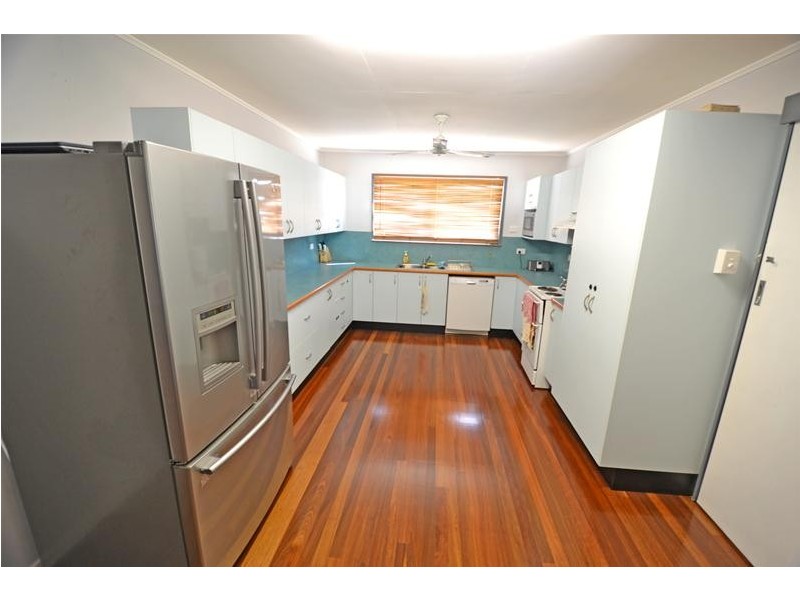 15 Lookerbie Street, Biloela QLD 4715