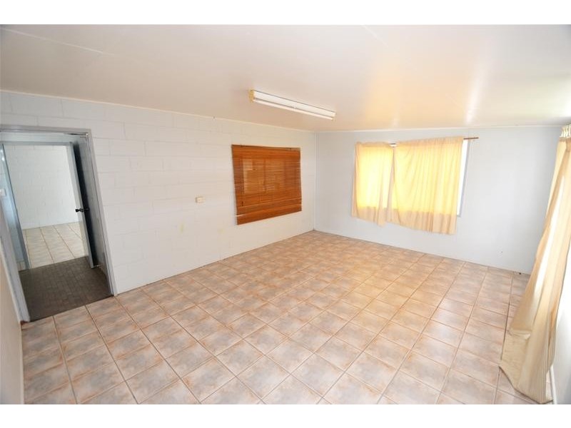 6 Exhibition Avenue, Biloela QLD 4715