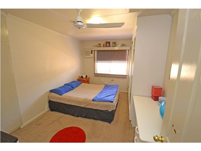 111 Kroombit Street, Biloela QLD 4715