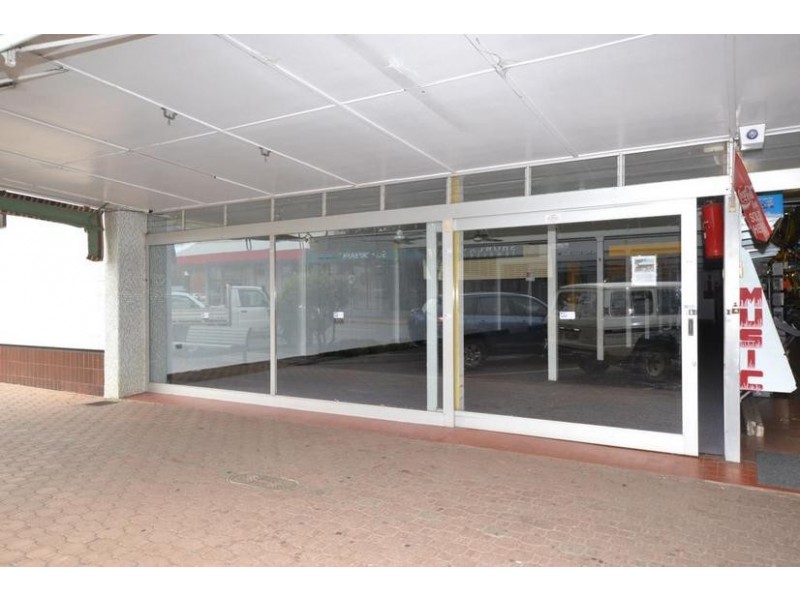 49 Kariboe St, Biloela QLD 4715