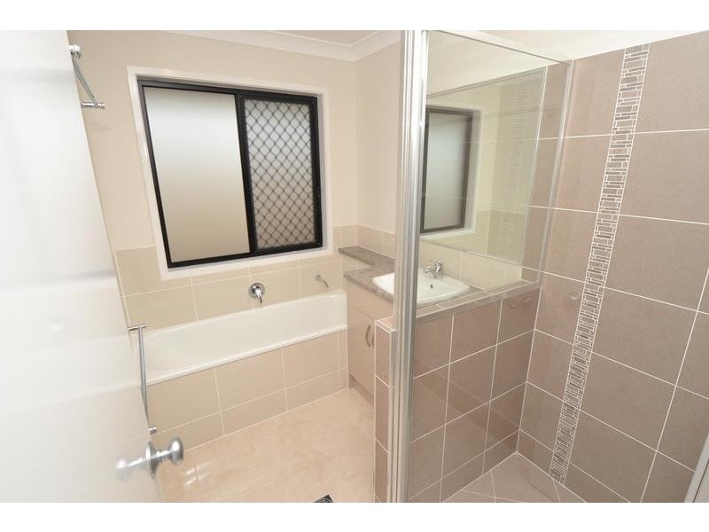 1 Binderee Court, Biloela QLD 4715