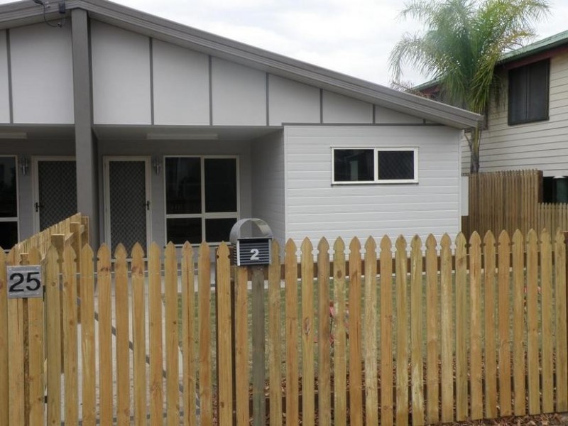 2/25 Kroombit Street, Biloela QLD 4715