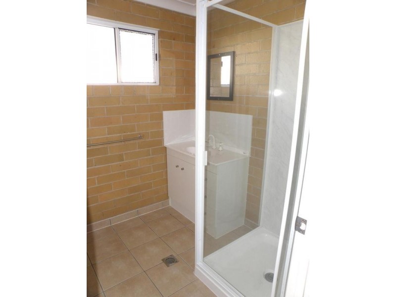1/36 Lawrence, Biloela QLD 4715