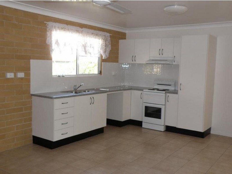 1/36 Lawrence, Biloela QLD 4715