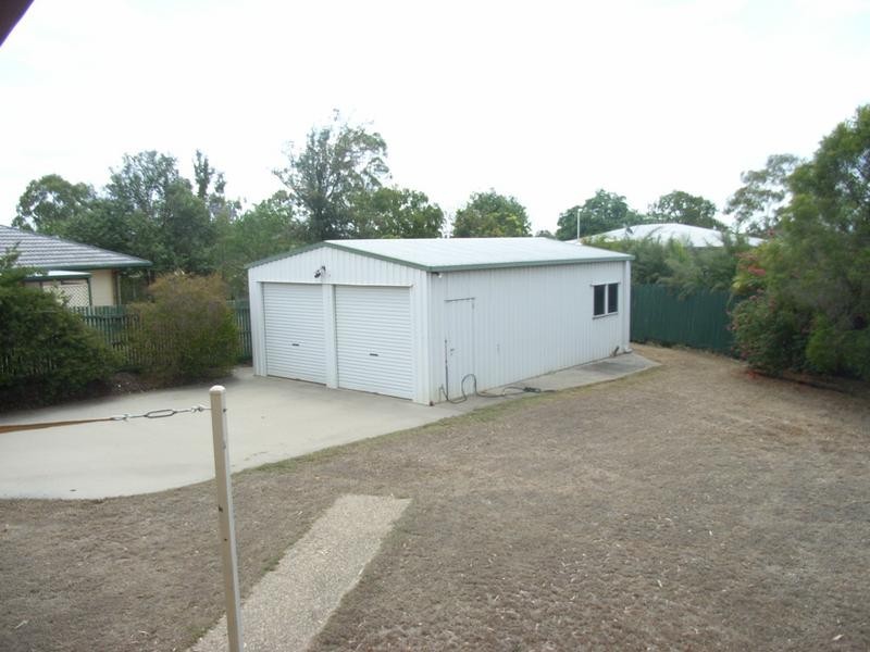 4 Earlsfield St, Biloela QLD 4715