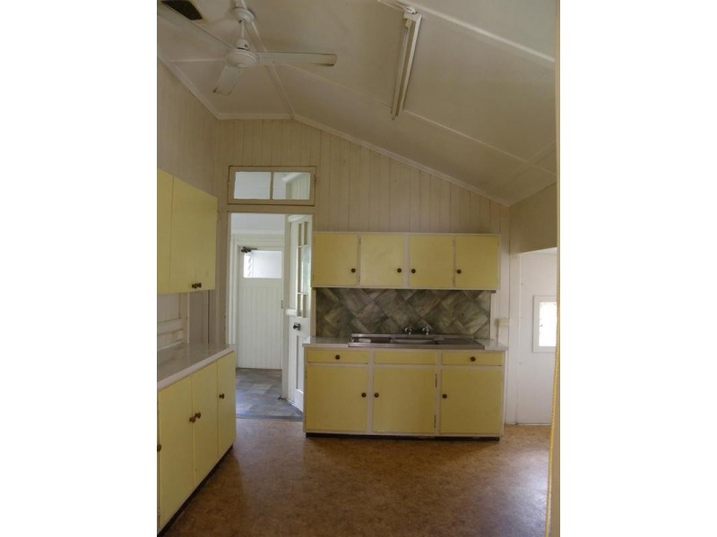 79 Grevillea Street, Biloela QLD 4715