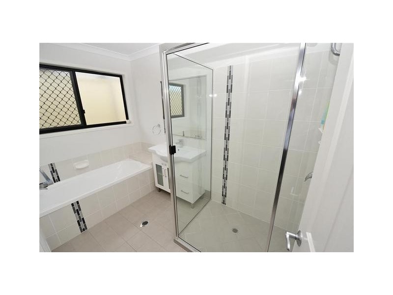 32 Paroz Crescent, Biloela QLD 4715