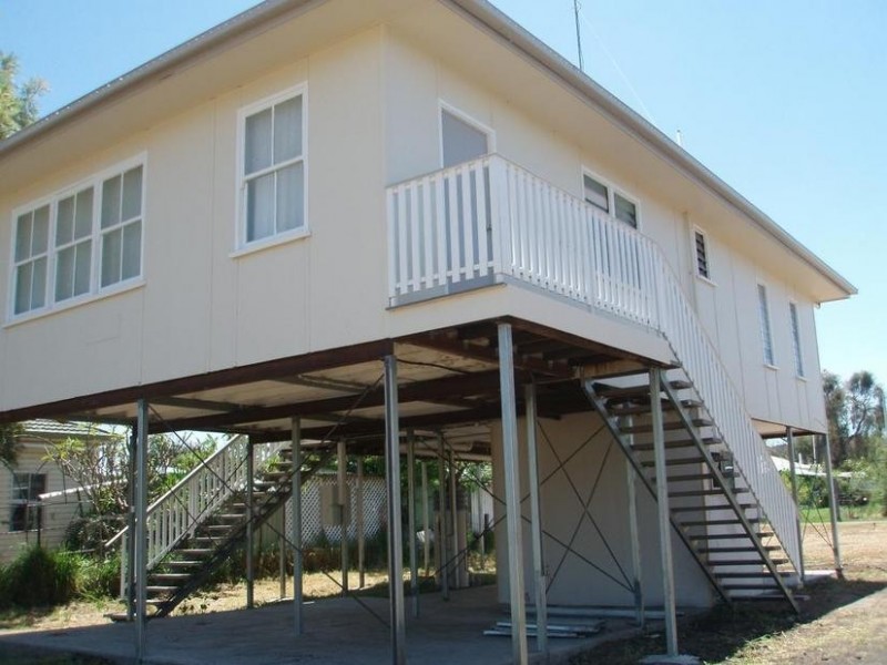 14 Stanley Street, Biloela QLD 4715