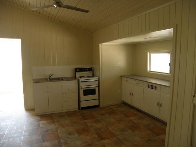 83 Kariboe Street, Biloela QLD 4715