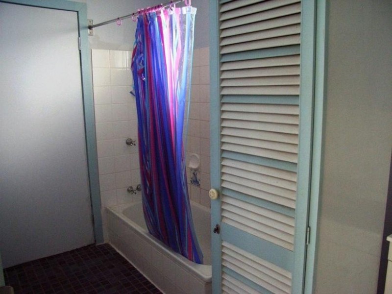 1/16 Benn, Biloela QLD 4715