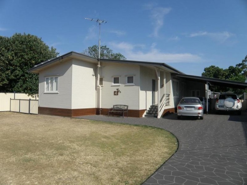 4 Manton Street, Biloela QLD 4715