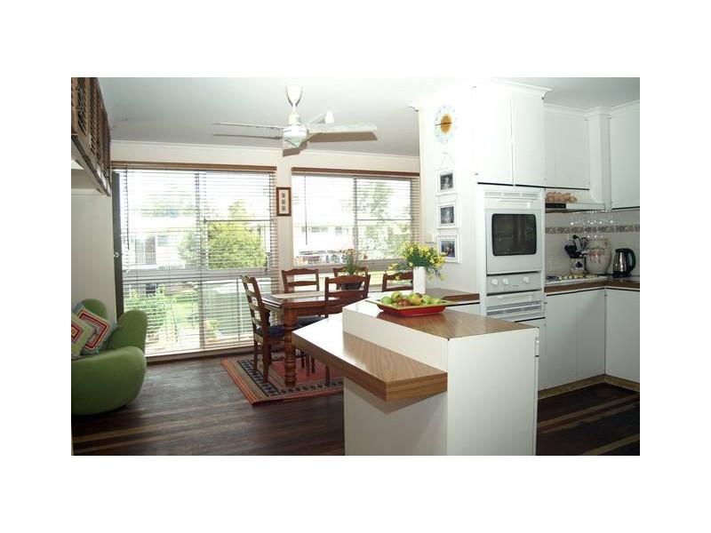 5 Bundalba, Biloela QLD 4715