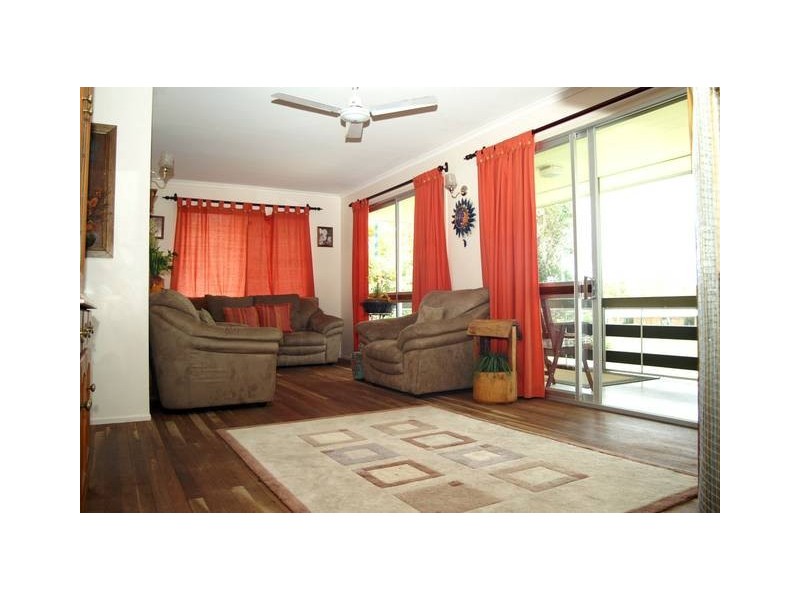 5 Bundalba, Biloela QLD 4715