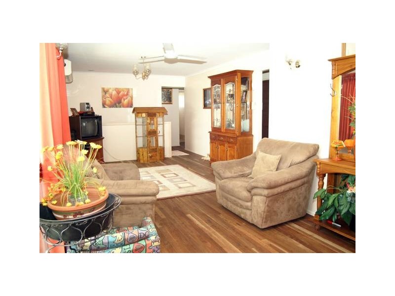 5 Bundalba, Biloela QLD 4715