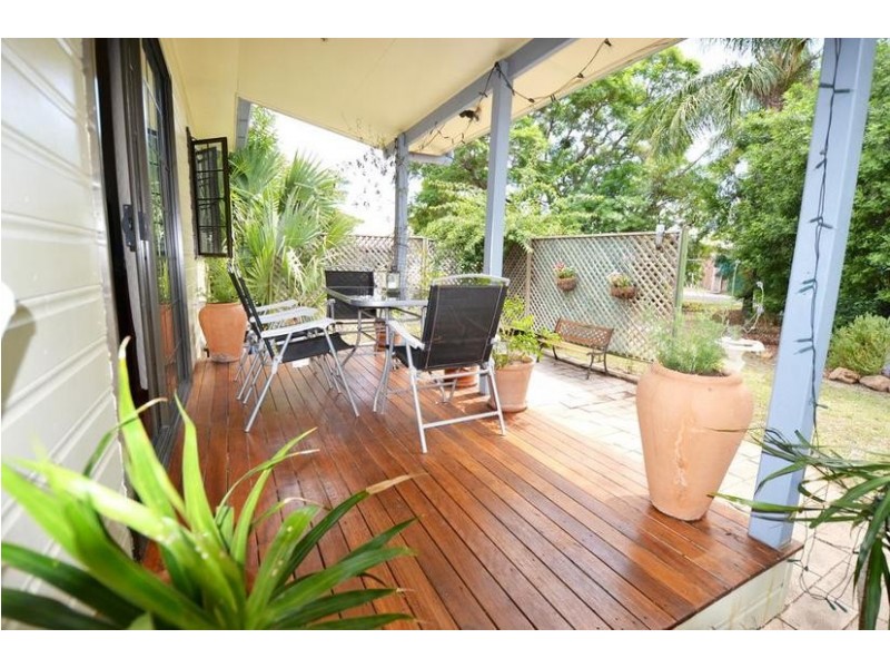 18 Kariboe Street, Biloela QLD 4715