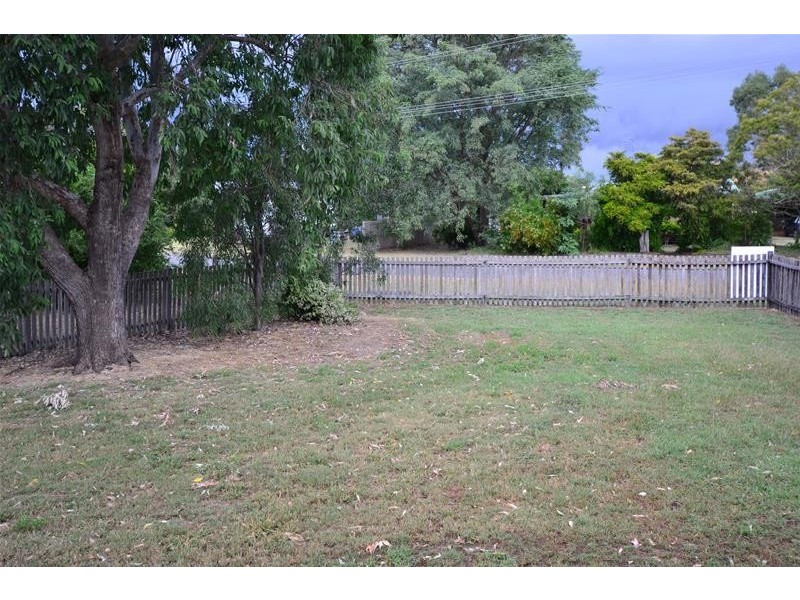 2 Britten Street, Thangool QLD 4716