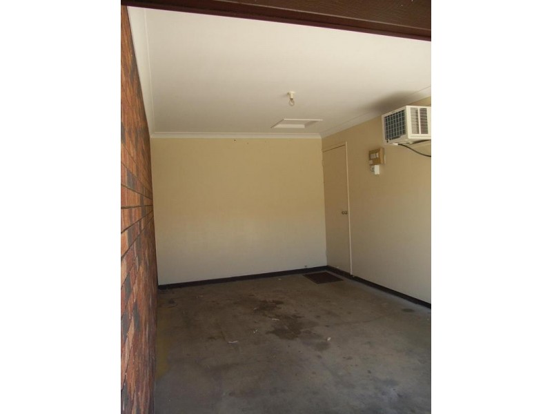 2/65 Bell Street, Biloela QLD 4715