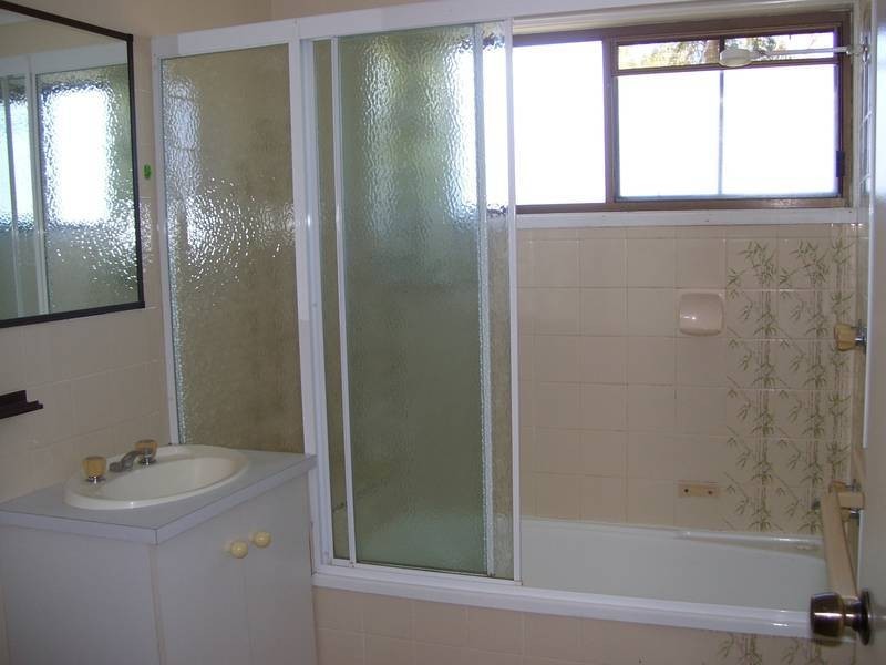 2/65 Bell Street, Biloela QLD 4715