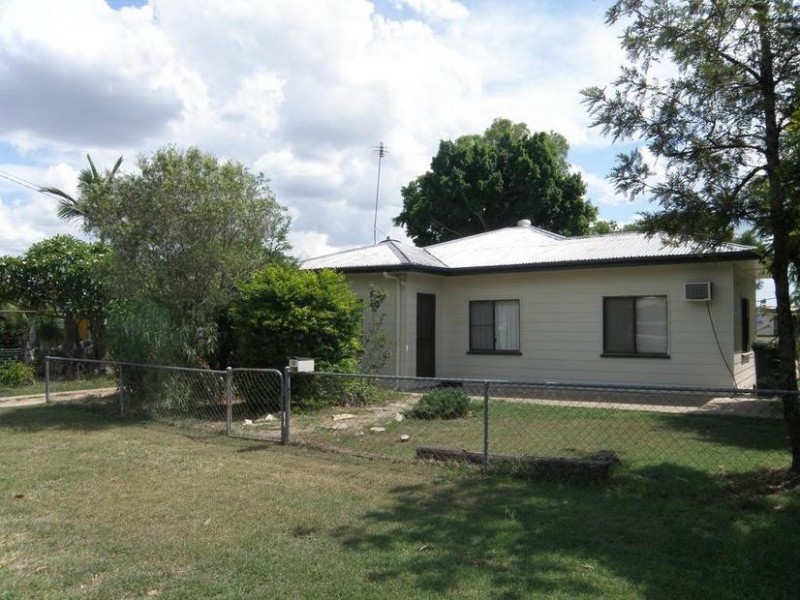 13 Bell Street, Biloela QLD 4715