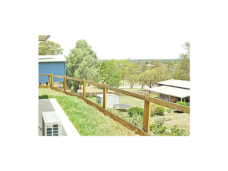 17 Raglan Street, Biloela QLD 4715
