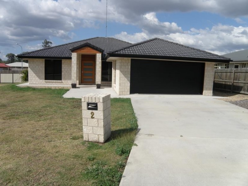 2 Valley View Drive, Biloela QLD 4715
