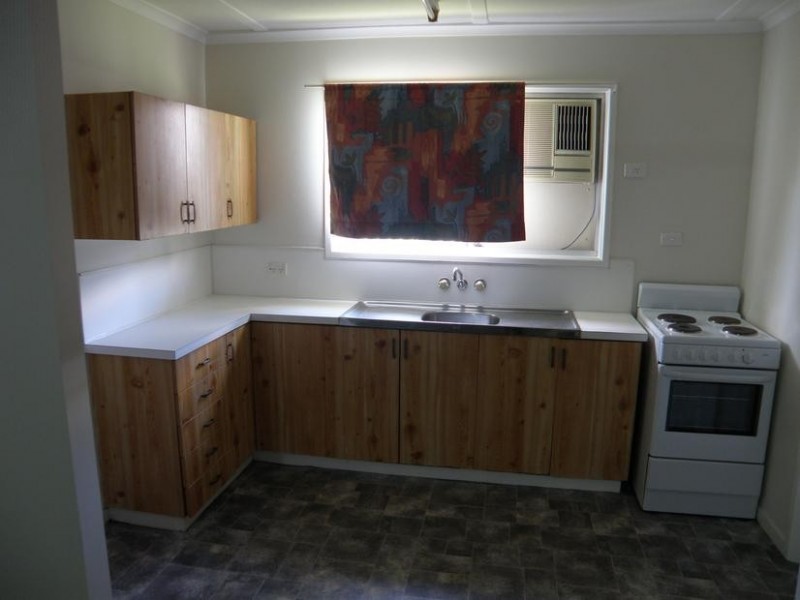 3/ 80 Bell Street, Biloela QLD 4715