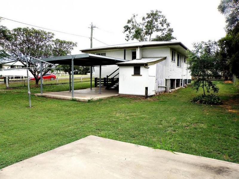 131 Kroombit Street, Biloela QLD 4715
