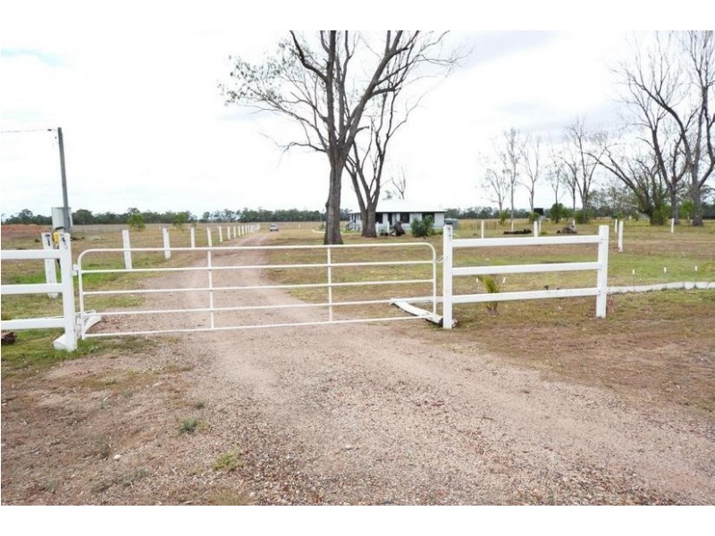 43380 Burnett Highway, Smoky Creek QLD 4702