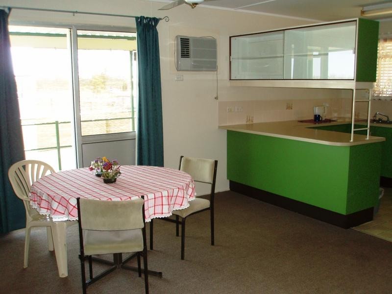 37 Leslie Street, Thangool QLD 4716
