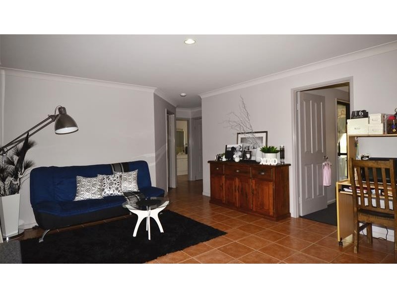 1 Heaton Street, Biloela QLD 4715
