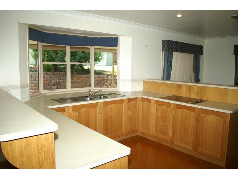 9 Whitlock St, Biloela QLD 4715