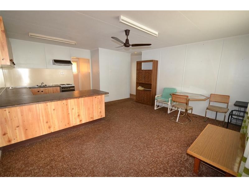 1 & 2/30 Bell Street, Biloela QLD 4715