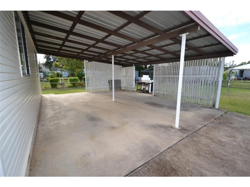 1 & 2/30 Bell Street, Biloela QLD 4715