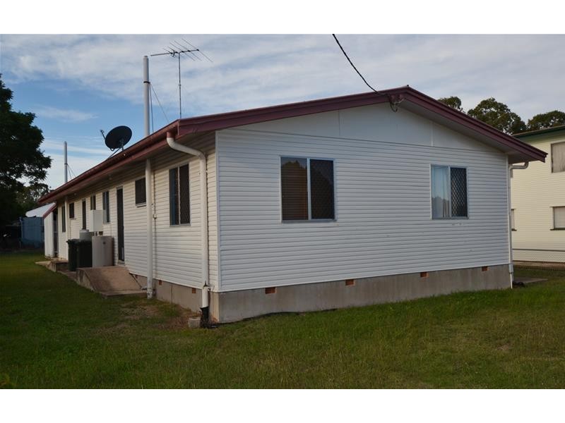1 & 2/30 Bell Street, Biloela QLD 4715