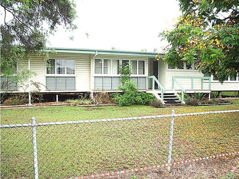 76 Kariboe Street, Biloela QLD 4715