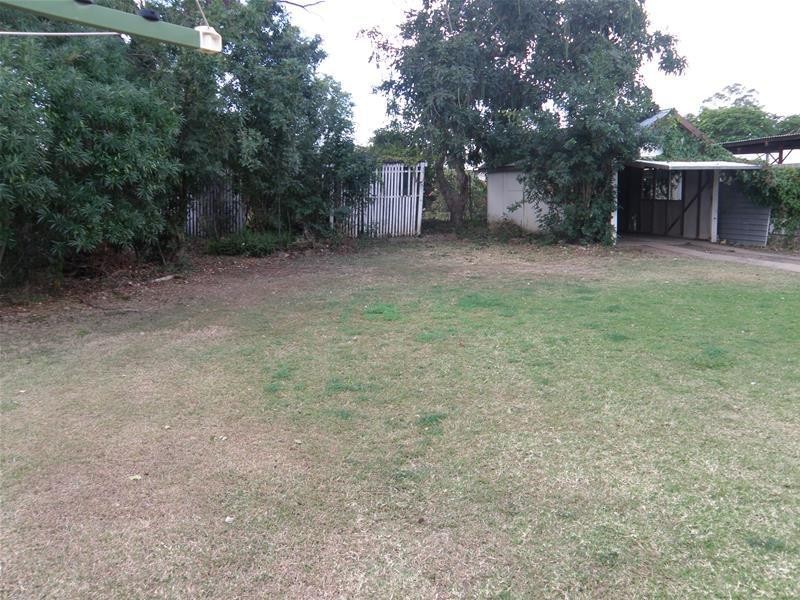 24 Bell Street, Biloela QLD 4715