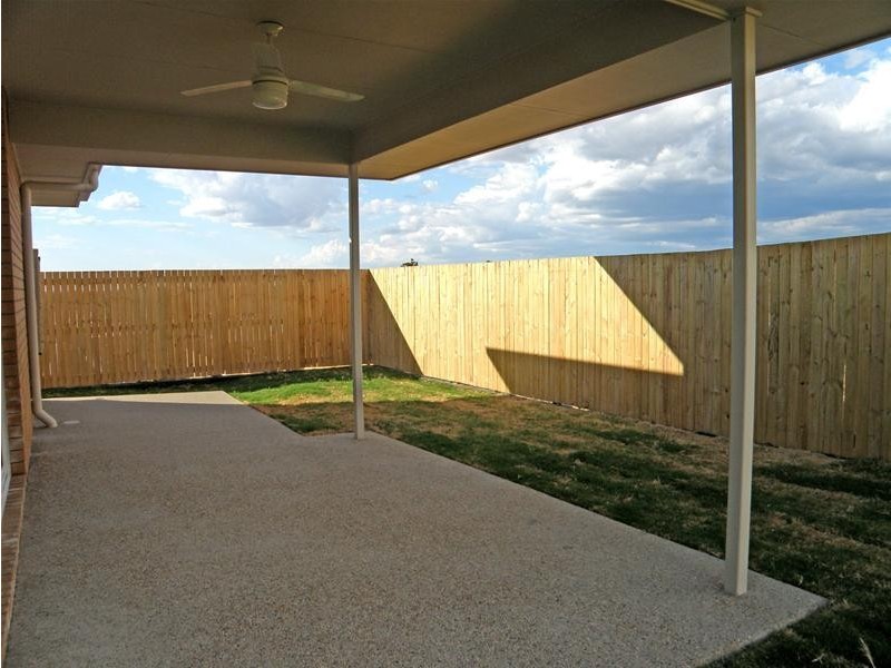 24 Valley View Drive, Biloela QLD 4715